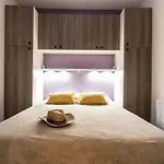 Apartmán Le Sunset-cap Sud-26 By Interhome *