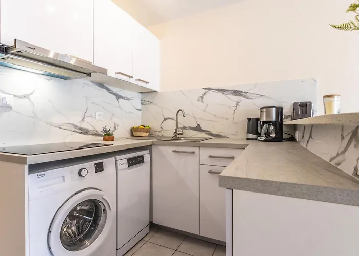 Le Sunset-cap Sud-26 By Interhome شقة